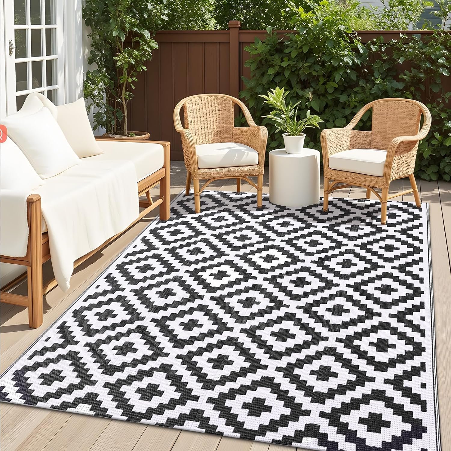 OLANLY Waterproof Outdoor Rug 5×8 ft, Outdoor Plastic Straw Rug for Camping, RV Mat Outside, Indoor Outdoor Carpet for Porch, Deck, Backyard, Balcony, Picnic, Black & White
