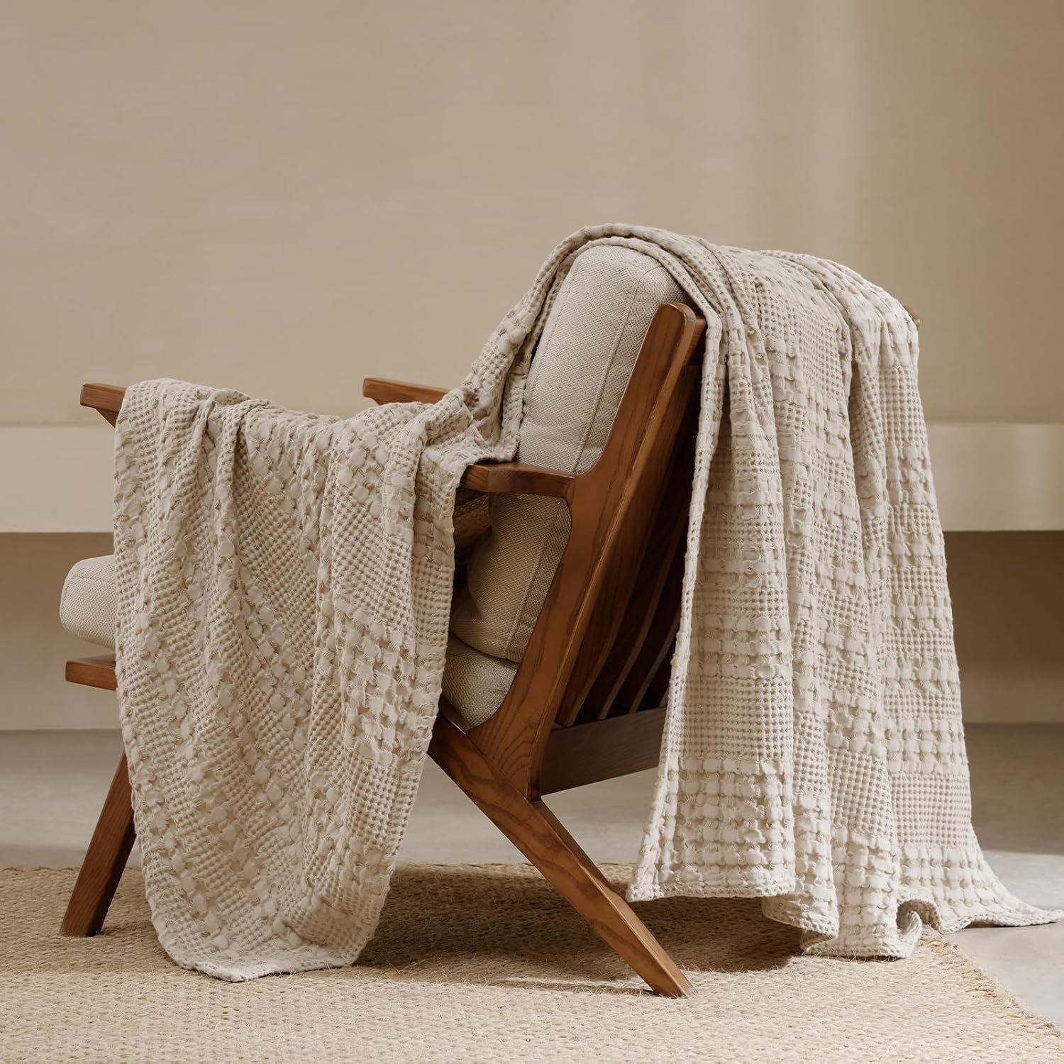 PHF 100% Cotton Waffle Throw Blanket for Couch, Lightweight Breathable and Soft for Summer, Luxury Aesthetic Waffle Weave Blanket for Home Decor & Office, Gifts for Women, 50″x60″, Light Taupe/Oatmeal