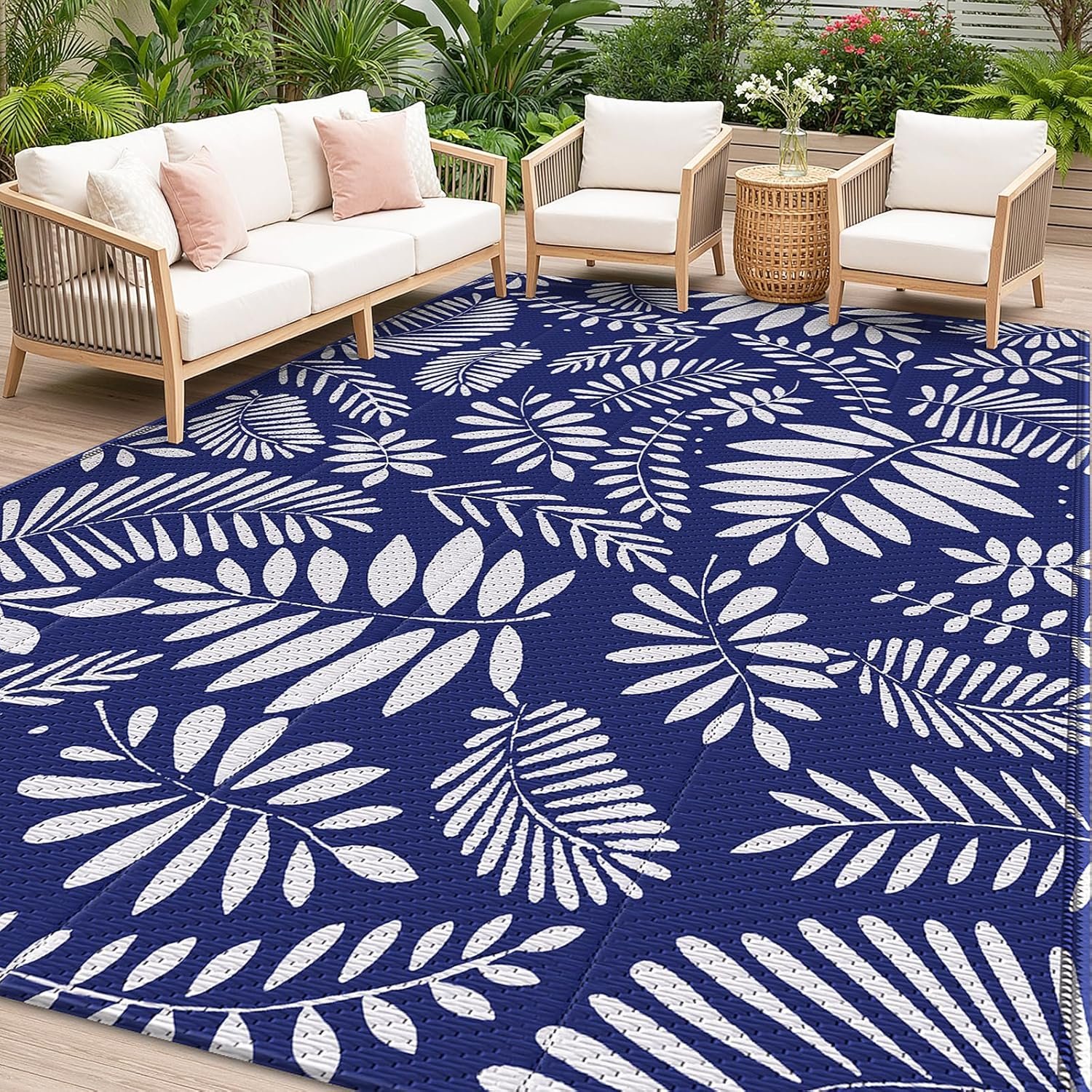 StepRite Outdoor Rug, Patio Rug, Plastic Straw Camping Rugs, Large Waterproof Area Rug and Mat for Outdoors, RV, Patio, Backyard, Deck, Porch, Beach, Balcony, (5’x 8′, White & Blue)
